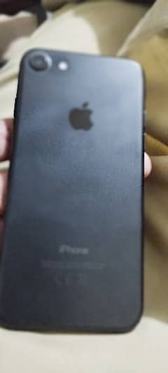 iPhone 7  32 GB battery health 79 ( non open 10/10condition