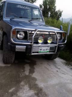 Mitsubishi Pajero 1988