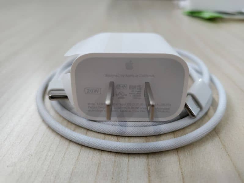 iphone 15 pro max 20w charger with cable 100% original 0