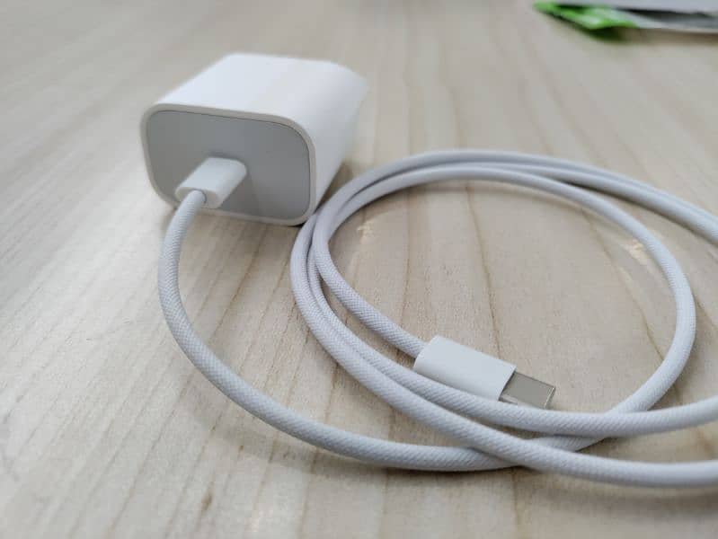 iphone 15 pro max 20w charger with cable 100% original 2