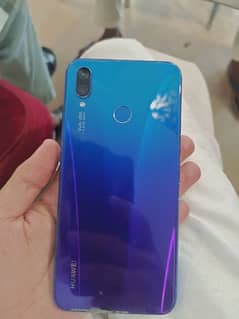 Huawei nova 3i         4/128