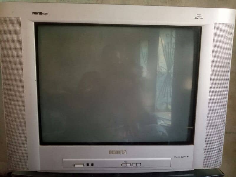 21 inch Philips TV with Remote 0