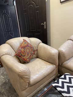 Leather Sofa set 3,2,1 for Sale Rarely used