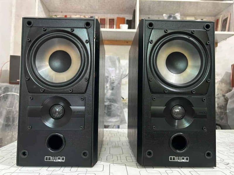 Mission 751 bookshelf speakers 0