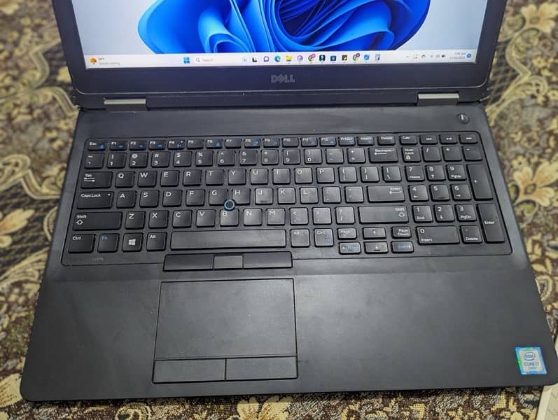 Dell Latitude E5570 Core i7 6th Generation 16/256 m. 2 ssd 1