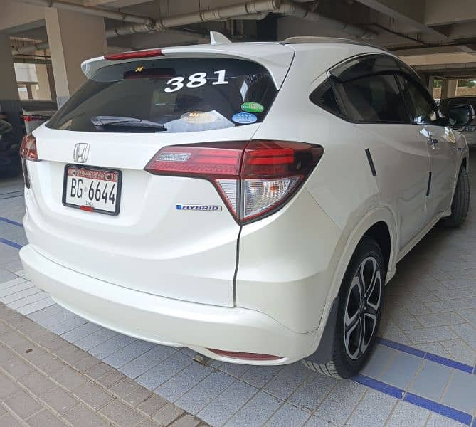 Honda Vezel 2016 11