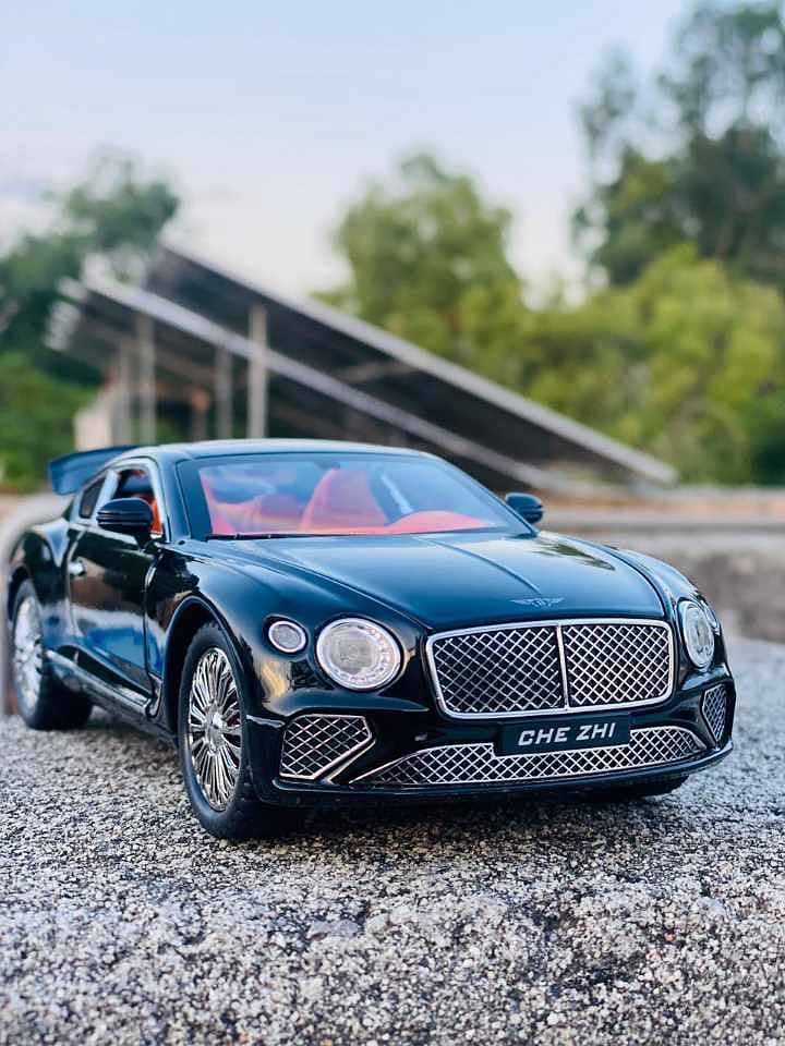 Diecast Model Cars Metal Cars. Bentley Mercedes Banz Honda,Ferrai,GTR 13