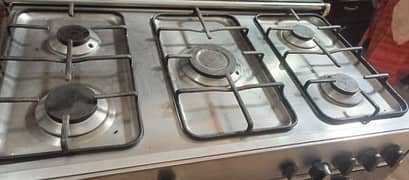 Gas stove and oven