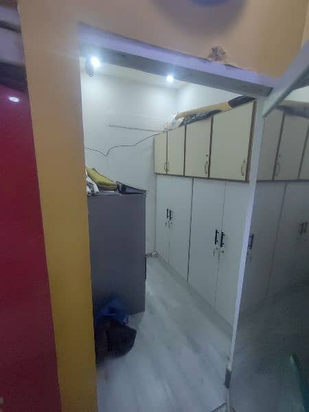 COMMERCIAL READY OFFICE/SHOPS combined or seperate AVAILABLE FOR RENT 8