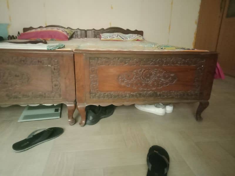 wood bed for argent sale 0