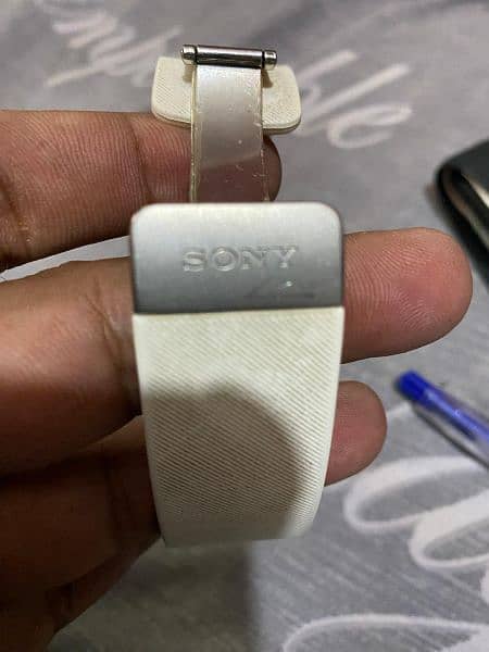 Sony Smart Watch 3 4