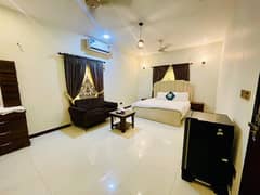 room available guest House F20 Vancy mall Street block 9 Clifton