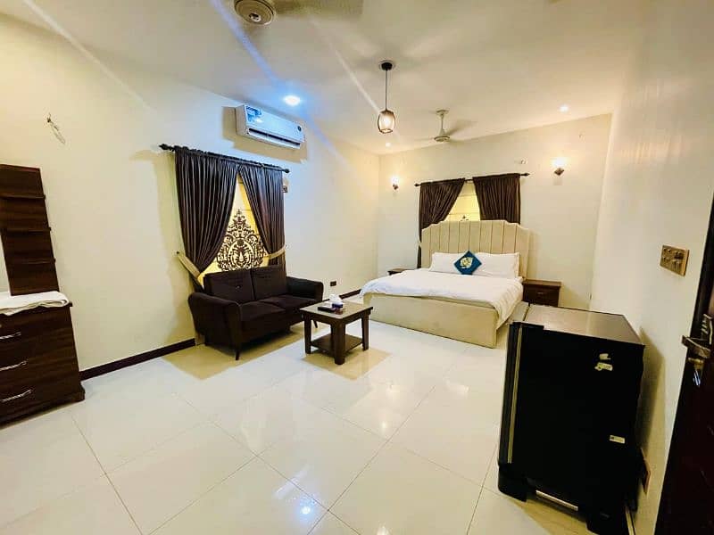 room available House No. 7street No 99 G/13/1 Islamabad 0