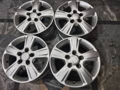 15 inches Alloy wheels