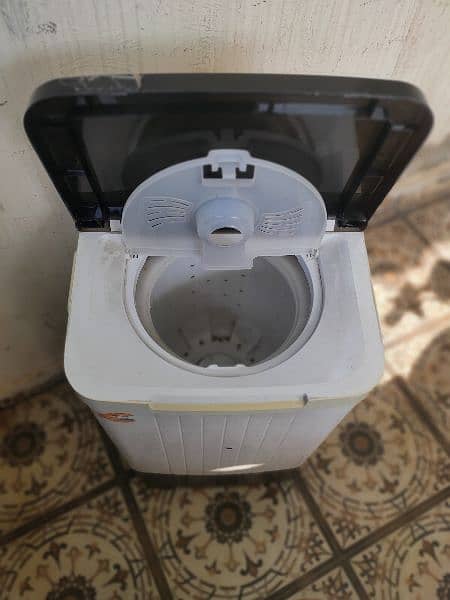 Dawlance DS 6000 C Spin Dryer, Used for sale 2