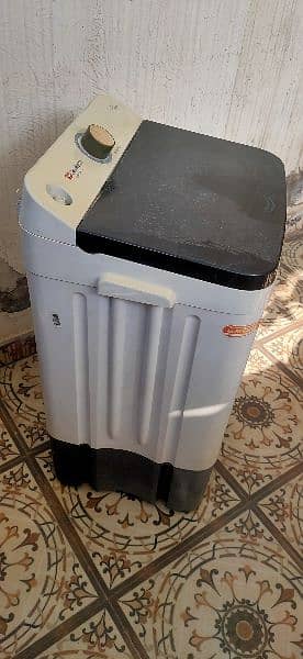 Dawlance DS 6000 C Spin Dryer, Used for sale 4