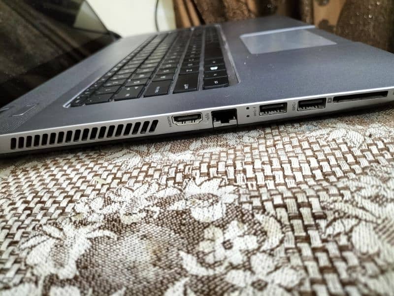 HP Envy series core I7 2