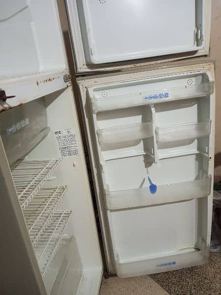 Japanese Mitsubishi Refrigerator Fridge No Frost 1