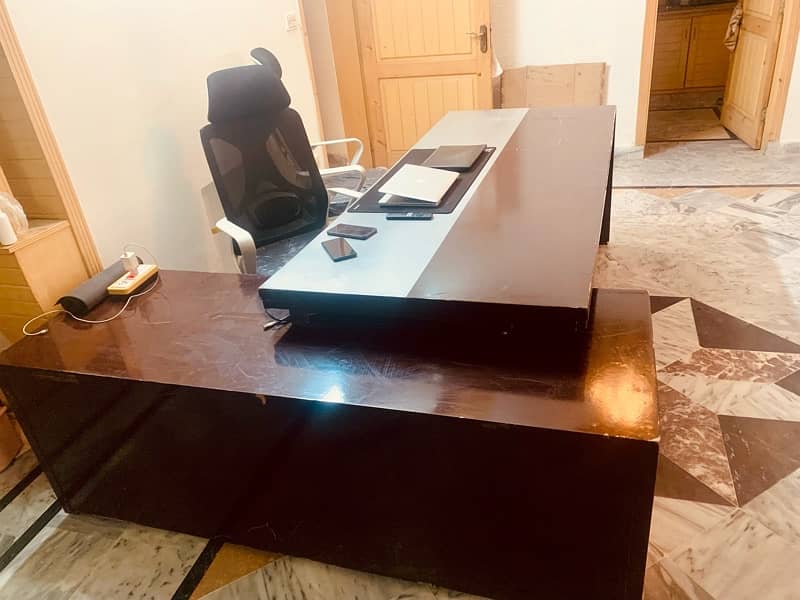 Executive Office Table L Shape 1