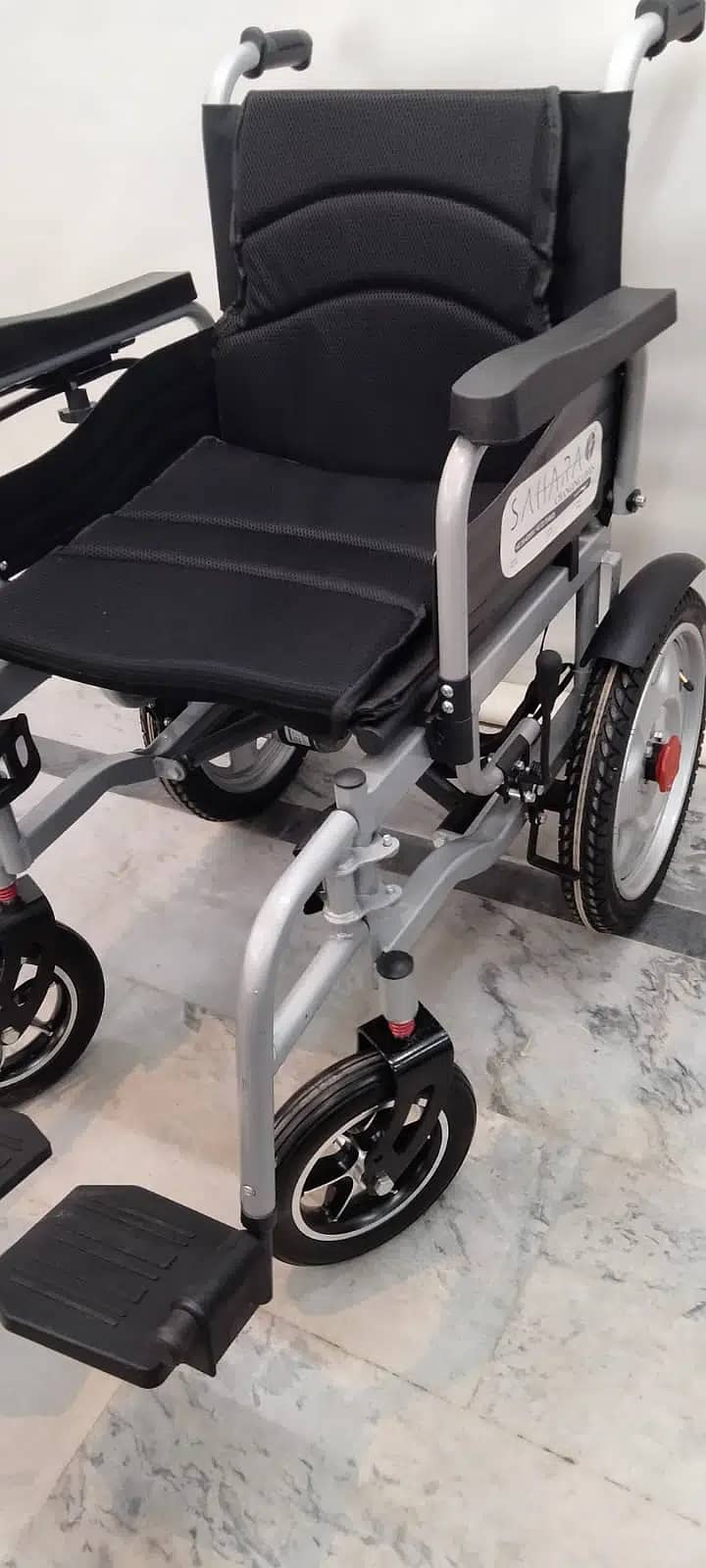Electric wheelchair 90 B Wheelchairs 1090236691