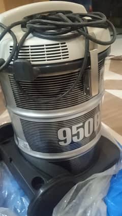 Hitachi Vacuum Cleaner 950-b