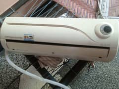 Mitsubishi Slim Heat & Cool non inverter AC