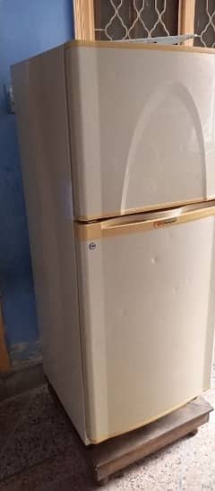 dawlance fridge full size.