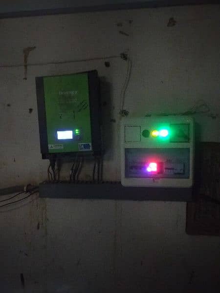 Solar Inverter 2.2 (Hybrid) with batteries, complete system 1