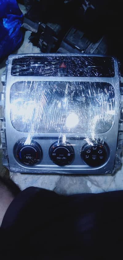 liana A/C panel repair