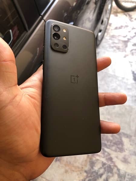 oneplus 9R 8/256 in excellent condition dual sim approved 5