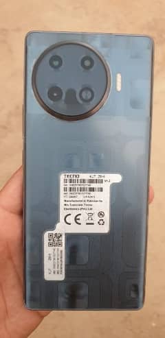 Tecno spark 20 pro plus