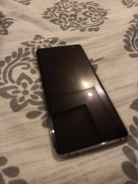 Samsung Galaxy S10+ plus NON PTA with Box 1