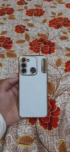 tecno spark 8c 4+2 ram 128gb rom good condition only mobile