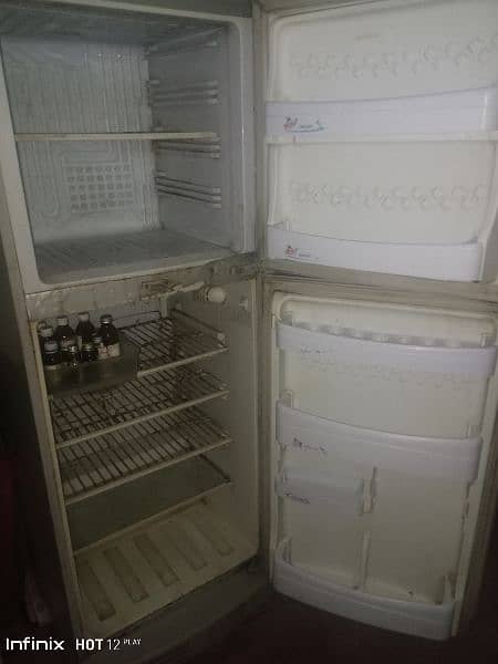 Fridge / Pel Refrigerator 1