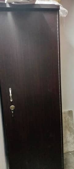One door wardrobe ( Almari)
