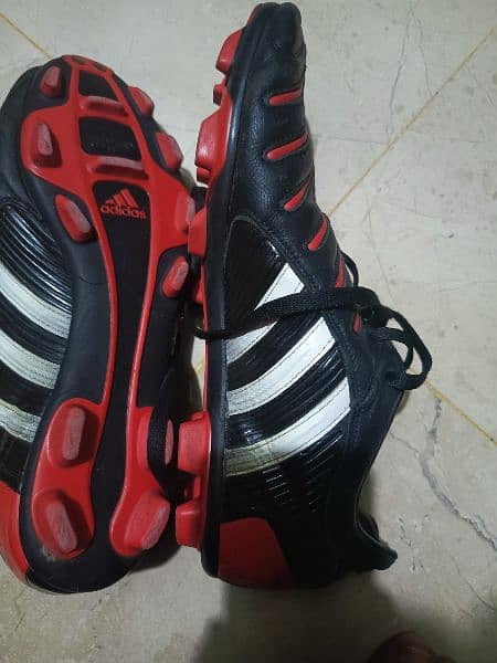 Football shoes (Studs) 2