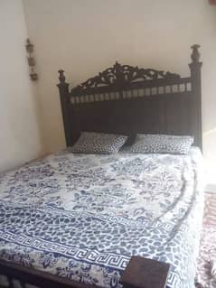 used bed showcase singarmez for sale