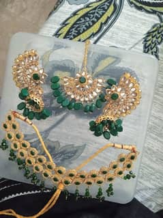 Tikka, necklace and earrings