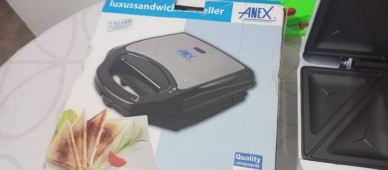 Sandwich Maker 4