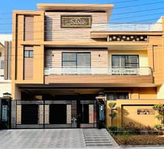 10 Marla Most Beautiful House For Sale In Jeewan City Sahiwal