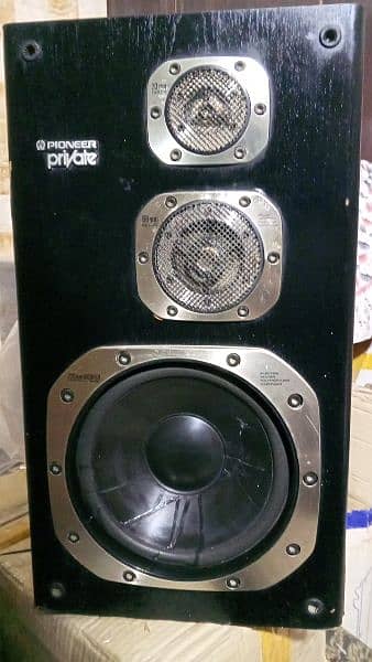 pioneer hi-fi speakers 1