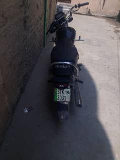 Honda 70 19 black for sell only call 84 final