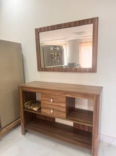original interwood dressing table (mirror excluded)