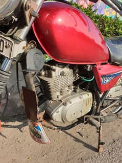 I am selling my Suzuki gs150,03061614799