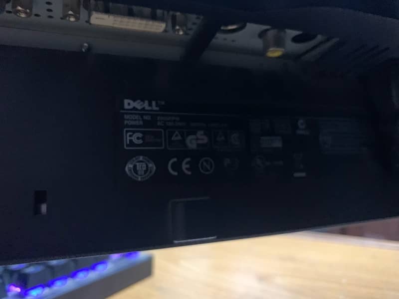 DELL 22" lcd for sale 1