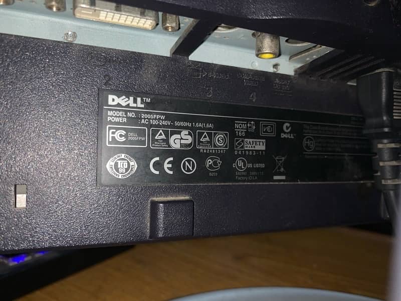 DELL 22" lcd for sale 2