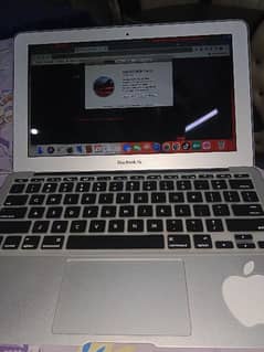 MACBOOK