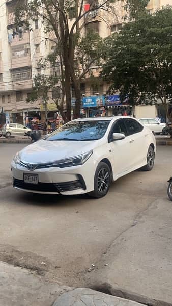 Toyota Altis Grande 2017 1