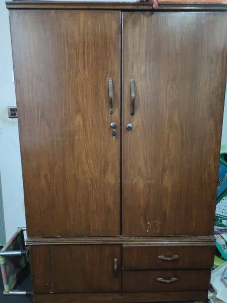 wardrobe and cutlery cabinet and UPS with battery available for sale 0