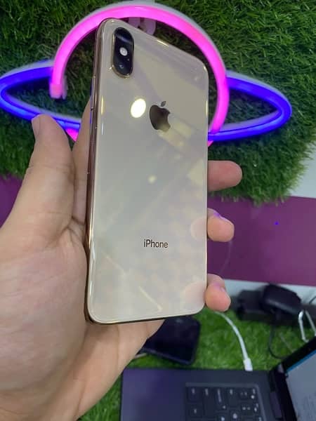 i phone xr / xs /- 03461809478 2